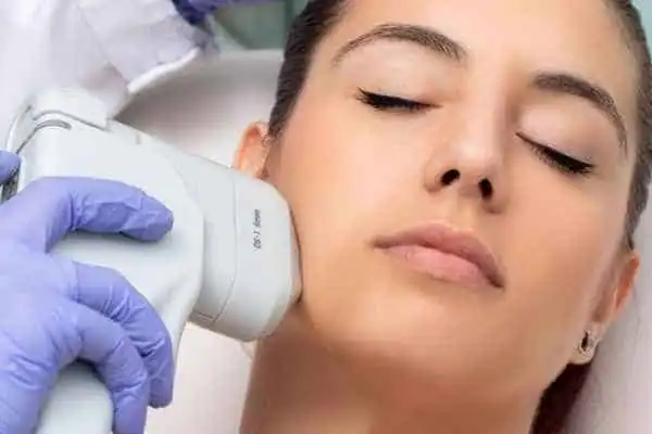 Image of woman having HIFU Crawley treatment